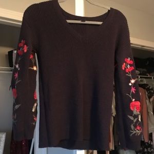 American Eagle embroidered sweater